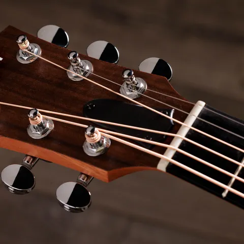 Mini Guitars: GS Mini Series | Taylor Guitars
